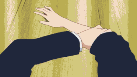 10听说肱二头肌触感和奈子差不多.gif